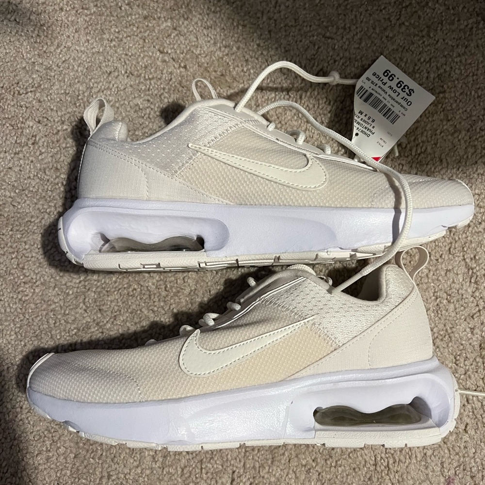 Nike Air Max off-White Sneakers